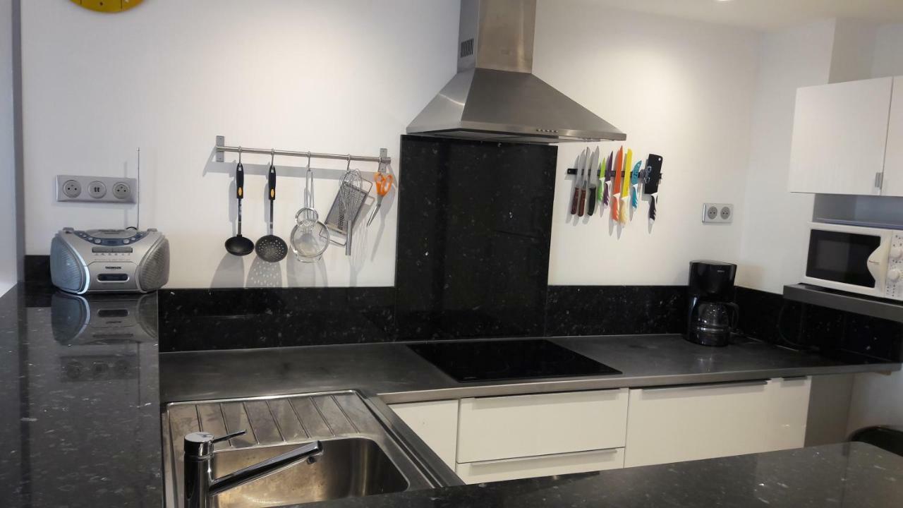Residencia Platja De Roses Apartment Luaran gambar